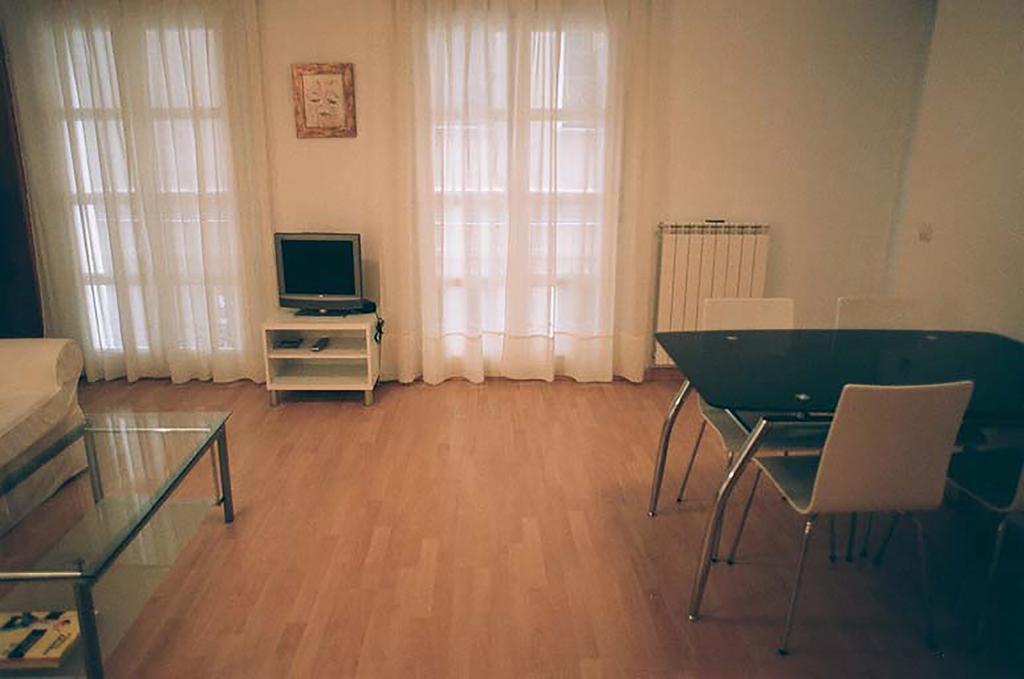 Apartamentos Auhabitat Zaragoza, Edificio De Apartamentos Turisticos Oda fotoğraf