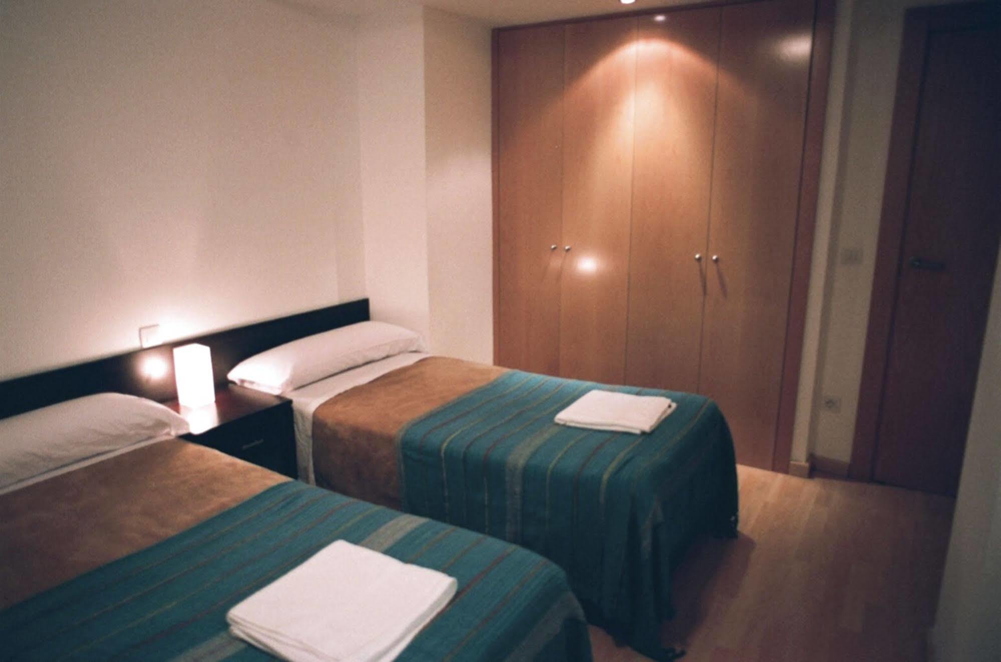 Apartamentos Auhabitat Zaragoza, Edificio De Apartamentos Turisticos Dış mekan fotoğraf
