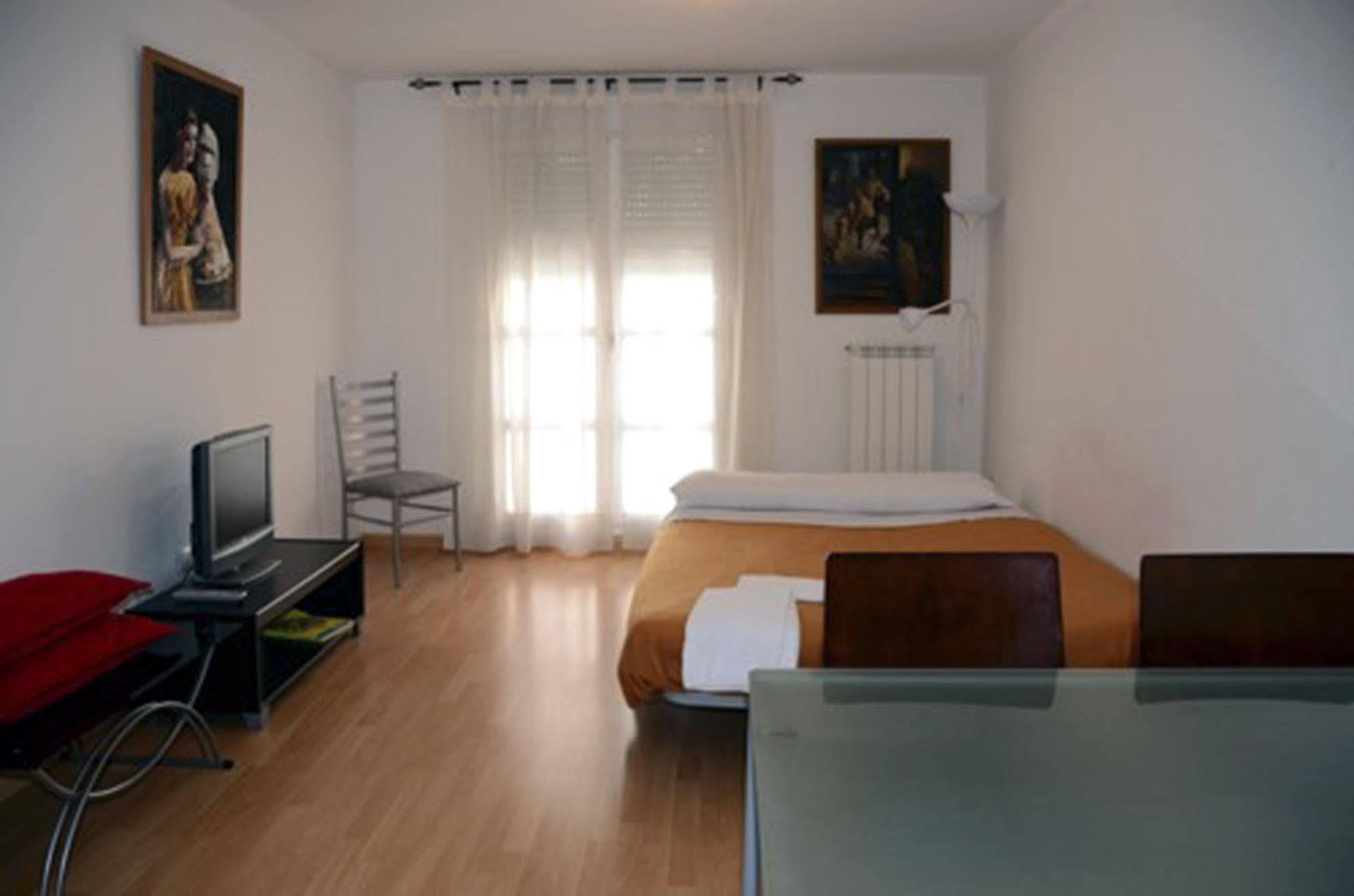 Apartamentos Auhabitat Zaragoza, Edificio De Apartamentos Turisticos Dış mekan fotoğraf